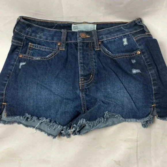 SET- 3 PAIRS OF JEAN SHORT 2-SIZE 28 1- SIZE 25 KYLIE & KENDALL, AM EAGLE - Picture 9 of 12